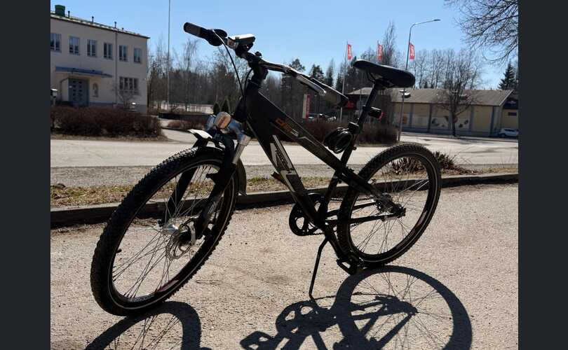 Lasten maastopyörä 24